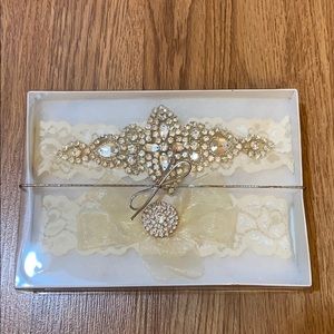 Bridal garter set